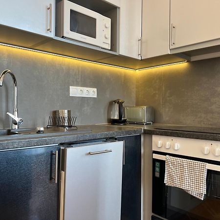 F14 Guesthouse Budapest Bagian luar foto
