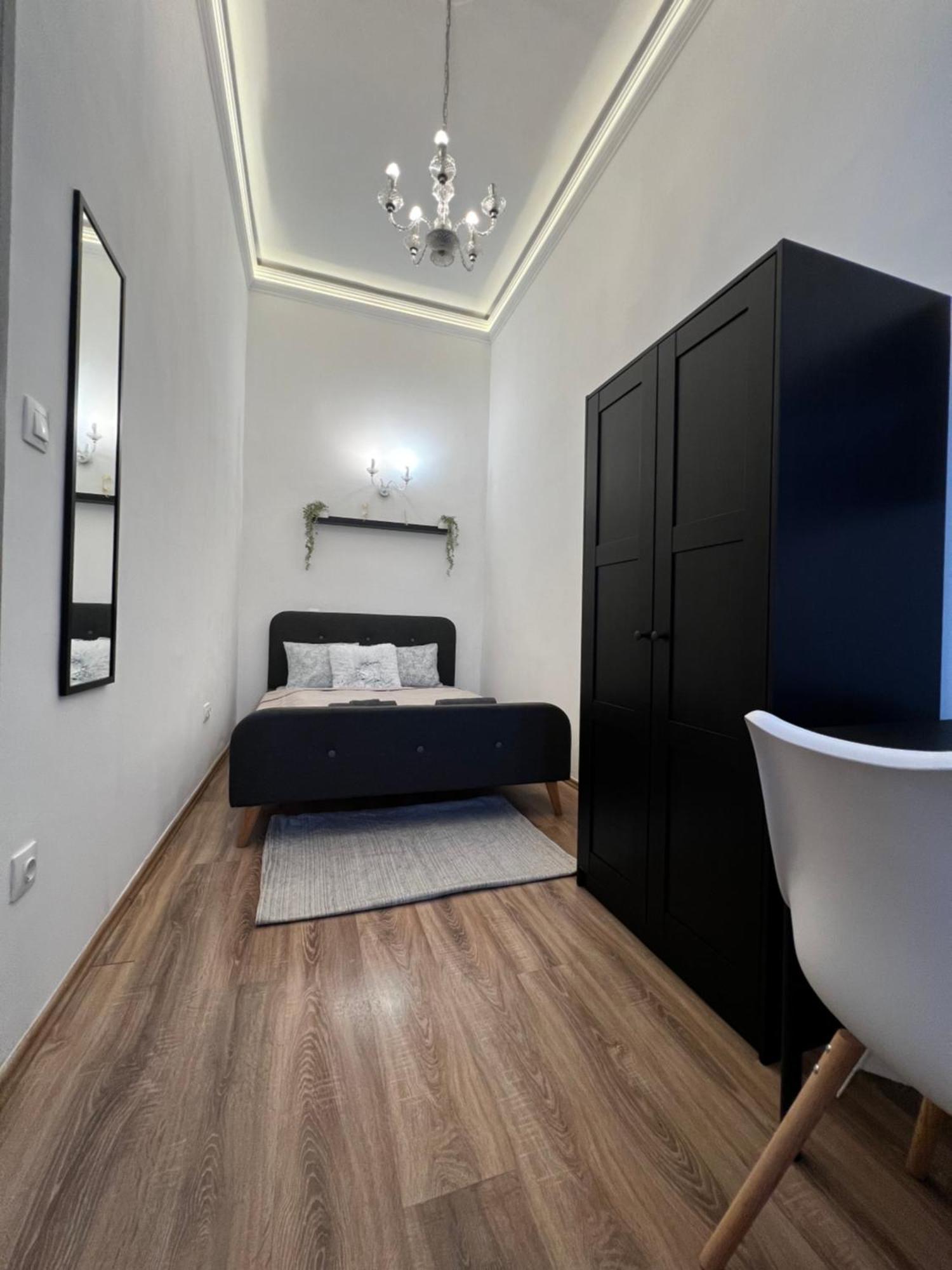 F14 Guesthouse Budapest Bagian luar foto