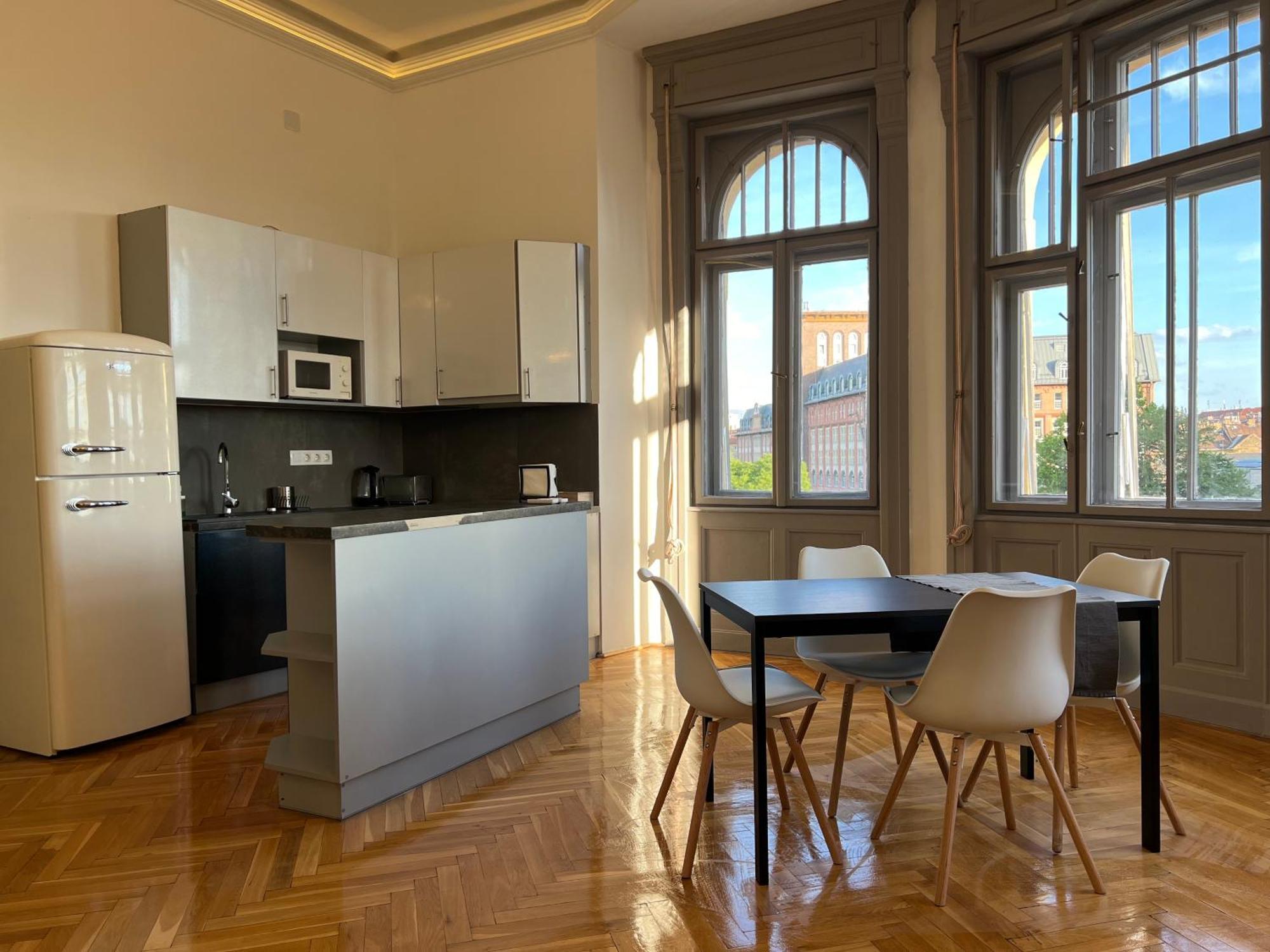 F14 Guesthouse Budapest Bagian luar foto